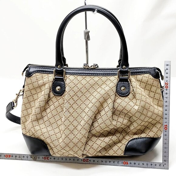 Authentic Gucci Brown Canvas Hand Bag mn660-121325 - Picture 2 of 16